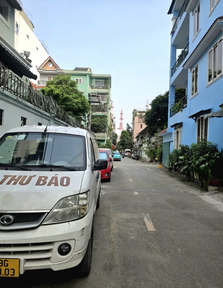 FrontHouse AI Đường Thăng Long, Quận Tân Bình 76m² giá 17.9 tỷ - Thiết kế hiện đại, dễ chuyển đổi!