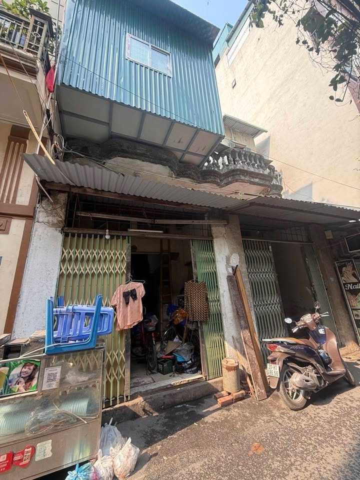 Nhà cũ Quan Nhân 76m² giá 15 tỷ - Vị trí đẹp, ô tô vào tận cửa!