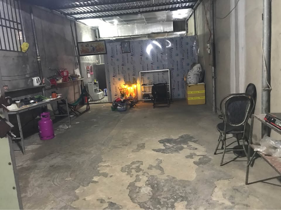 Kho xưởng cho thuê tại Phước Tỉnh, 150m² chỉ 2.5 triệu/tháng - Khu dân cư sầm uất!