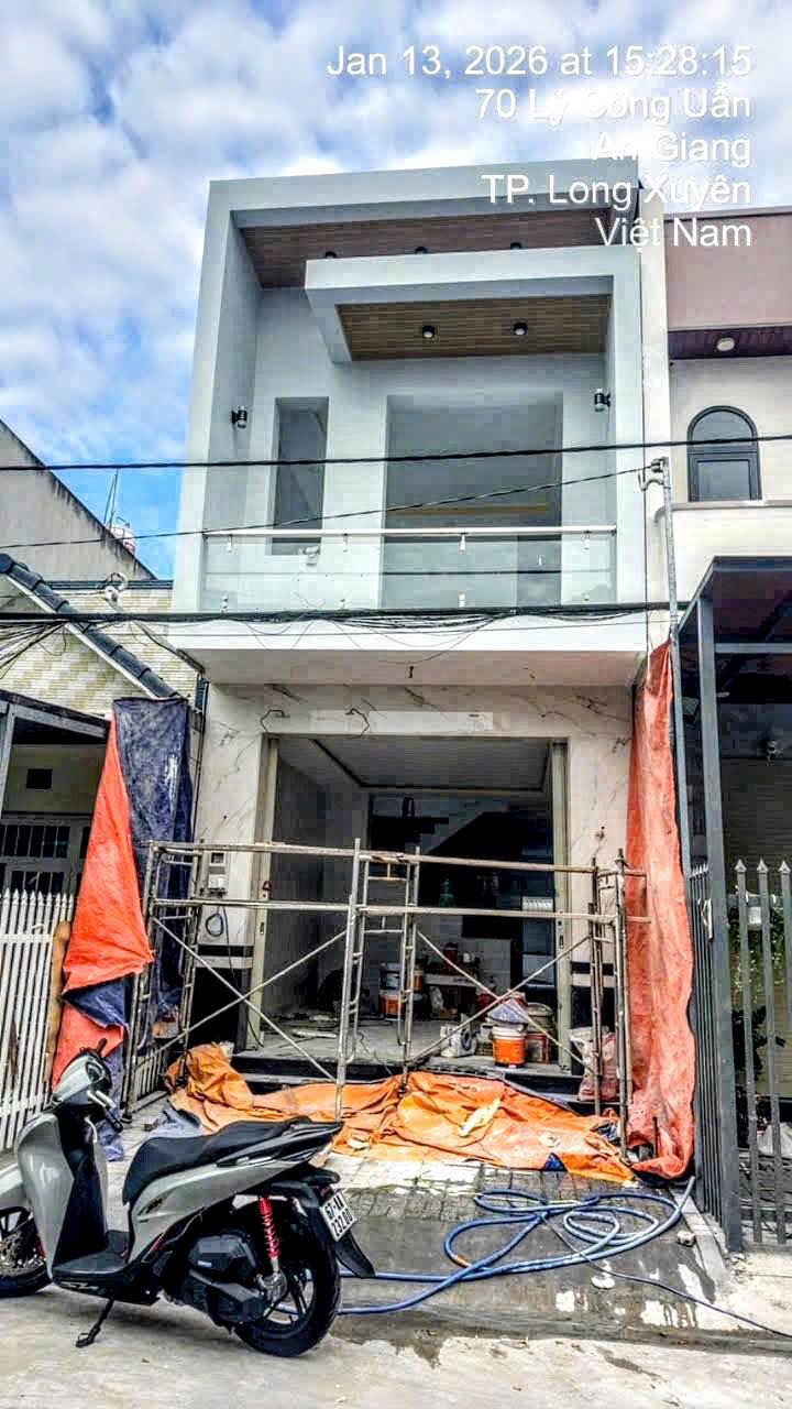 Nhà 1 trệt 1 lầu đường Lý Công Uẩn, Bình Khánh, 74m² - Giá tốt, thương lượng!