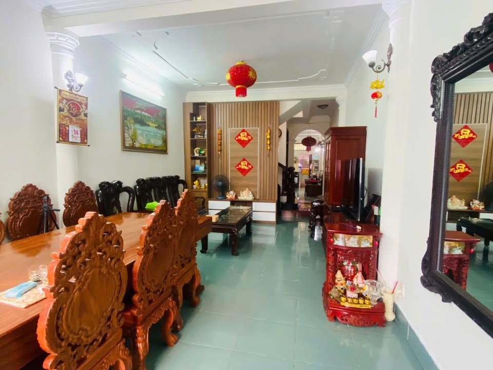 Bán nhà 1 trệt 2 lầu tại hẻm 5m Nguyễn An Ninh, Vũng Tàu 115,5m² giá 9,4 tỷ - An cư lý tưởng!