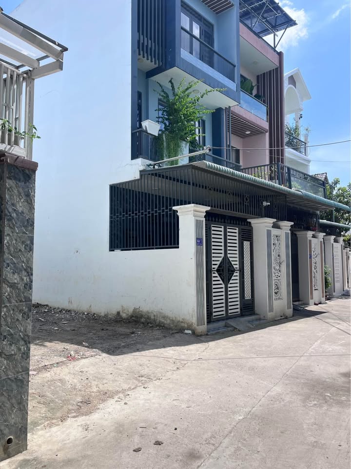 Lô đất 2 mặt tiền hẻm ô tô Phú Nông 71m² giá 3.3 tỷ - Sổ đỏ chính chủ!