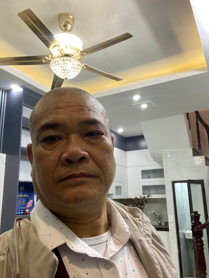 Nhà riêng Giáp Bát Hoàng Mai 35m² giá 6 tỷ - Sổ đỏ chính chủ, khu vực an ninh tốt!