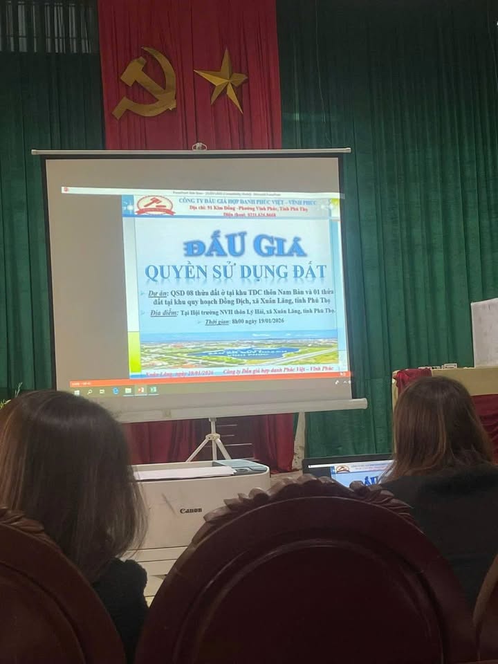 Đất nền Nam Bản - Xuân Thu 100m² giá thỏa thuận - View đẹp Vinhomes!