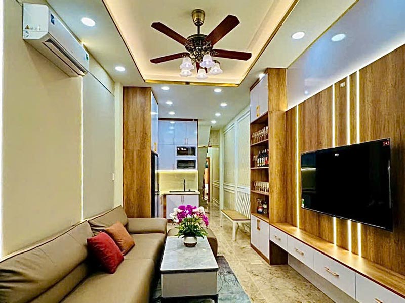 Nhà 40m² Hẻm Ô Tô Thông Lạc Long Quân - Full Nội Thất 4.7 Tỷ