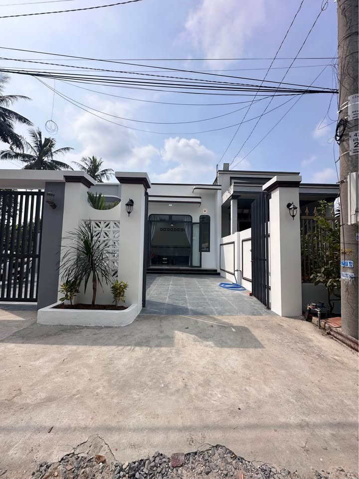 Nhà riêng đường 43 Nguyễn Văn Linh, P. Long Hoa, 119m² - Giá chỉ 1.39 tỷ!