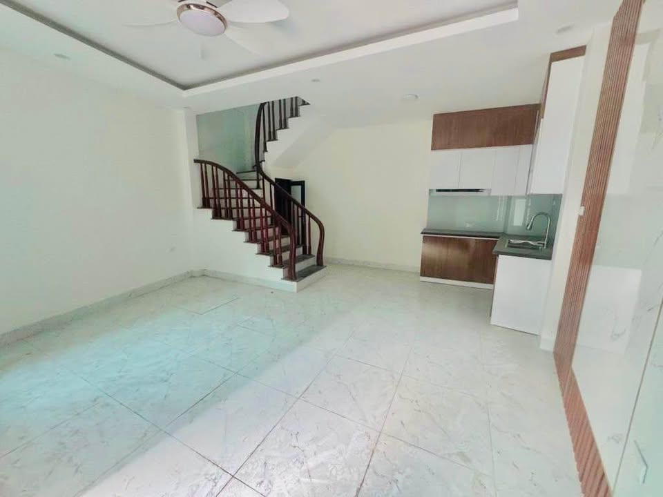 Nhà góc Phường Xuân Phương 36m² giá 6 tỷ - Thiết kế hiện đại, ở ngay!