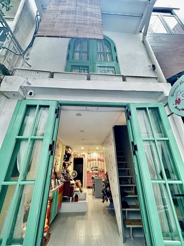 Front House hẻm xe hơi Nam Kỳ Khởi Nghĩa - Võ Thị Sáu, Quận 3 giá chỉ 5.99 tỷ - Đầu tư sinh lời ngay!