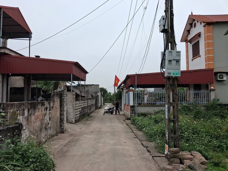 Đất nền đường trục thôn xã Tống Trân 110m² giá chỉ 1 tỷ - Cơ hội đầu tư tuyệt vời!