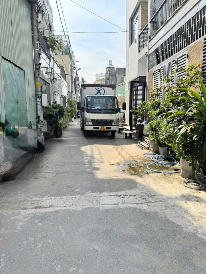 Nhà đẹp hẻm xe hơi Ngô Chí Quốc, Bình Chiểu 52m² giá chỉ 4 tỷ - Tiện ích đầy đủ!