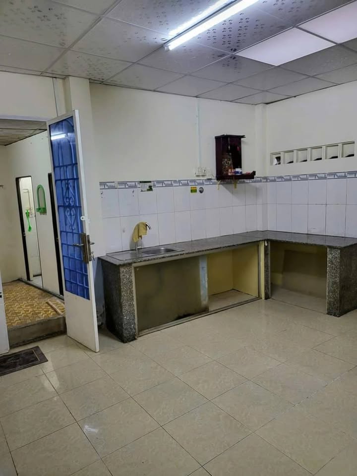 Nhà cấp 4 cho thuê tại Long Thới, Nhà Bè 116m² chỉ 6 triệu/tháng - Hẻm xe hơi thoáng mát!