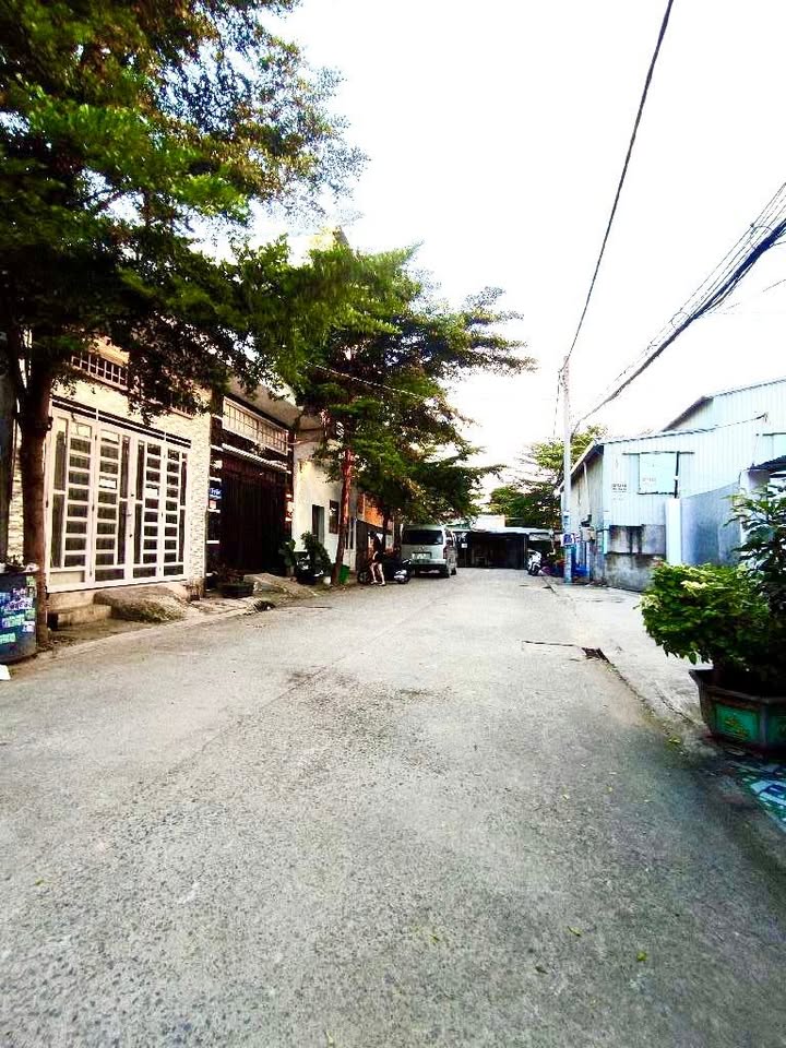 Nhà An Phú Đông 27, Quận 12, 64m², giá 2.68 tỷ - Chính chủ, sẵn sàng vào ở!