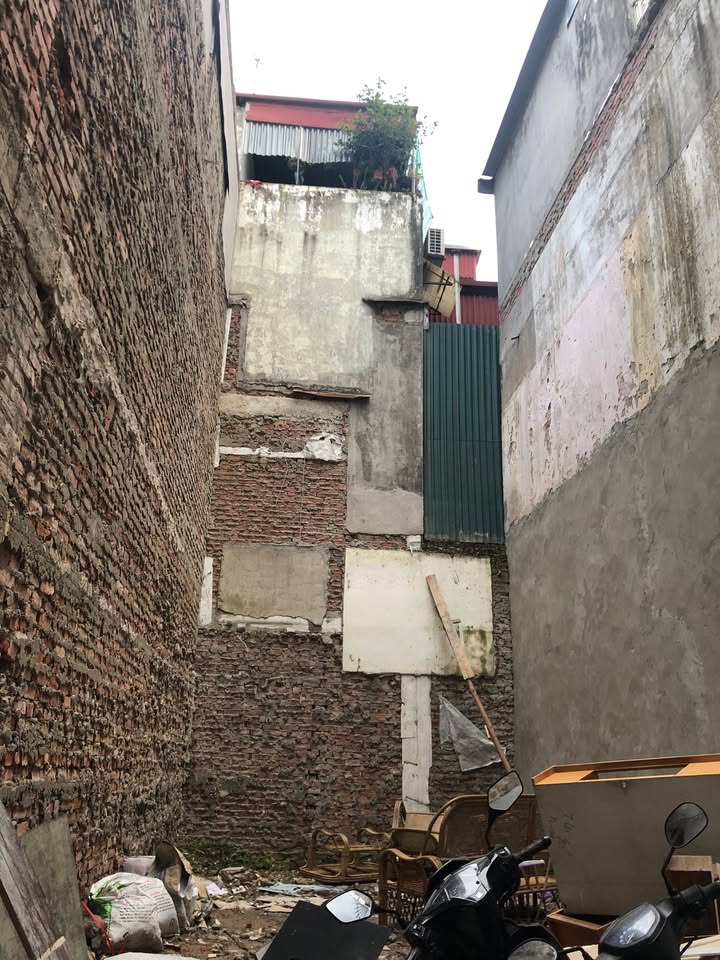 Đất nền Thụy Khuê 42m² giá 12.5 tỷ - Cơ hội đầu tư không thể bỏ qua!