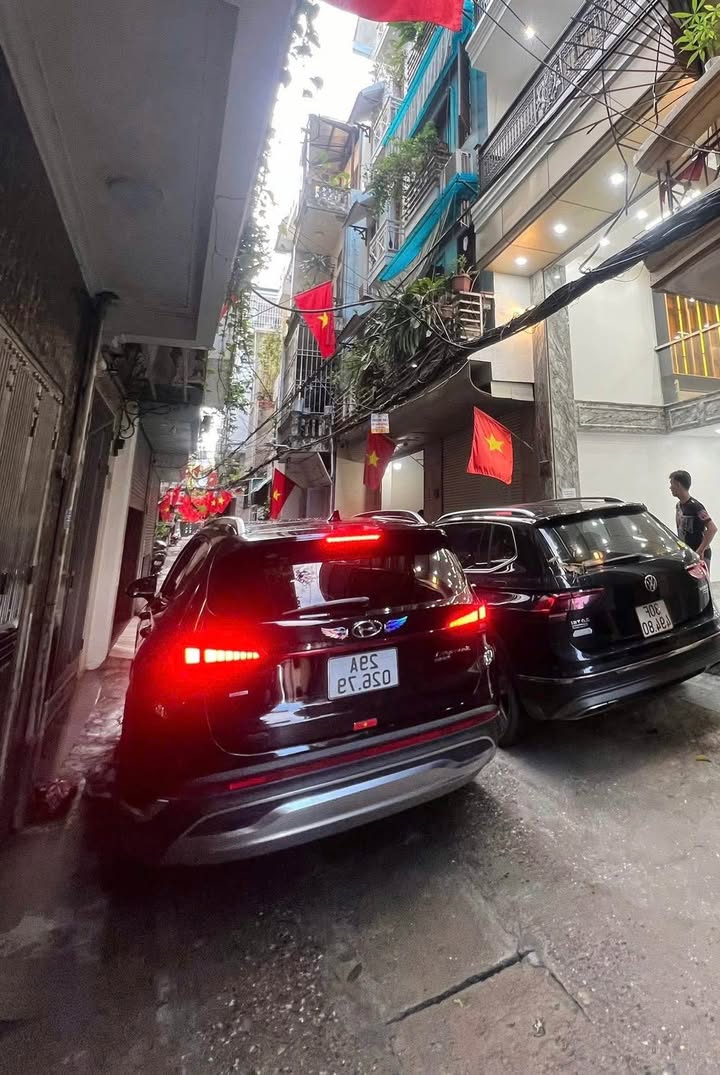 Nhà riêng Đền Lừ, Hoàng Mai 50m² giá 14 tỷ - Độc quyền, ô tô tránh nhau!