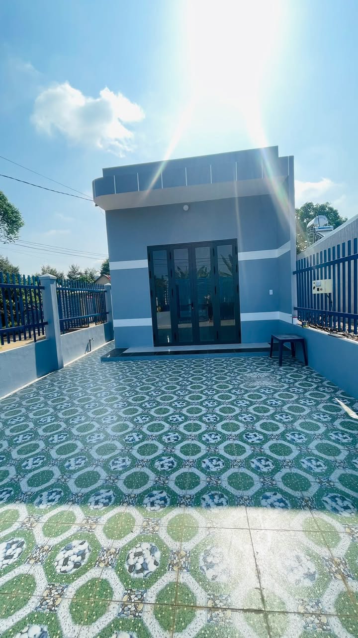 Nhà bán gấp 2 mặt tiền Bình Lộc 126m² giá 1.2 tỷ - Sổ hồng riêng 100%