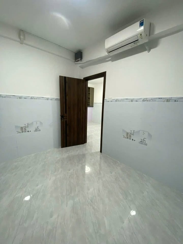 Căn hộ Chung cư Bình Phú 1 Quận 6 60m² giá 2 tỷ - Nhận nhà ở ngay!