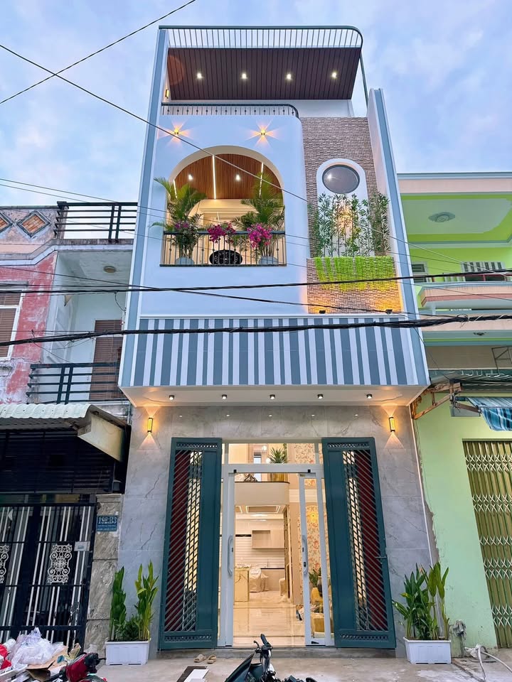 Nhà phố hiện đại 70m² tại KDC Thới Nhựt, giá 5.35 tỷ - Sẵn sàng vào ở ngay!