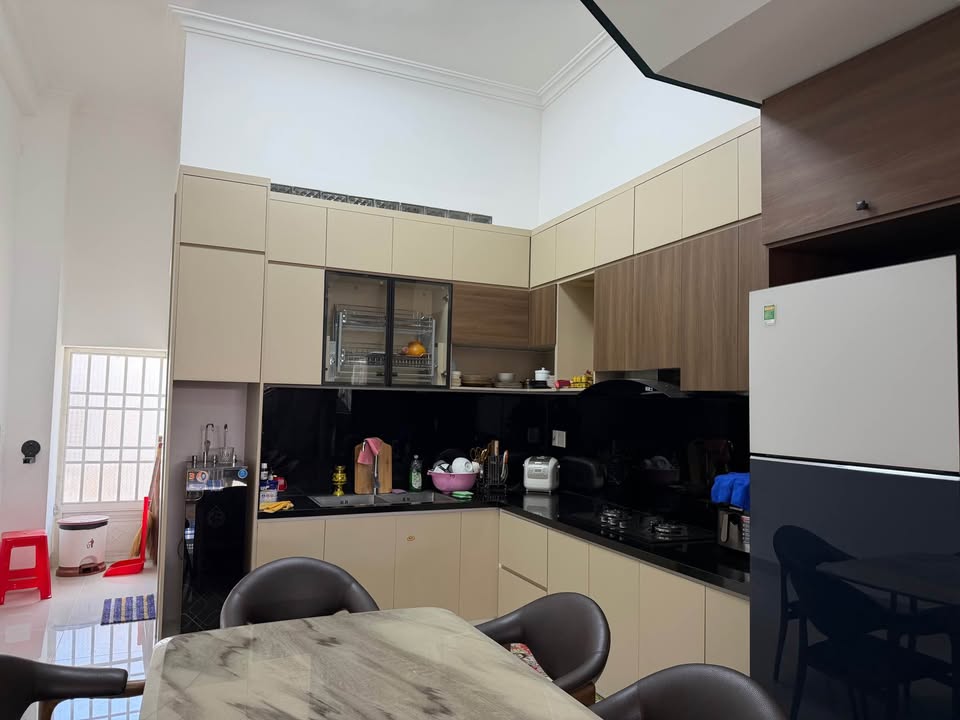 Nhà phố 2 tầng đường Phan Đăng Lưu - 64m² giá 5 tỷ - Vị trí trung tâm Bảo Lộc