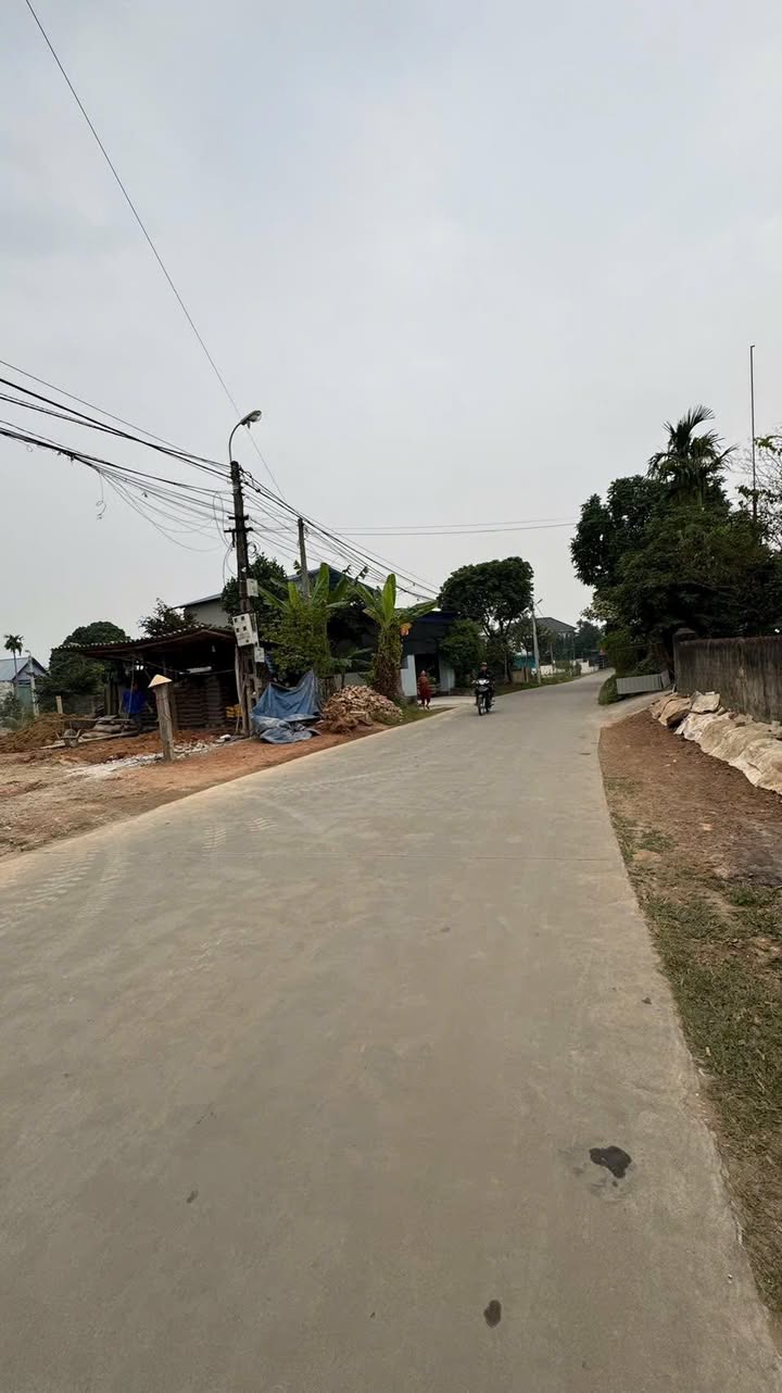 Đất thổ cư Làng Đào Cam Giá 122.6m² giá 1.2 tỷ - Cơ hội đầu tư hấp dẫn!