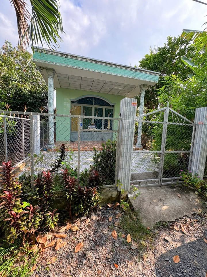 Nhà ở Tân Hưng, Cái Bè, Tiền Giang 220m² giá 800 triệu - Nhà mới đẹp, chính chủ!