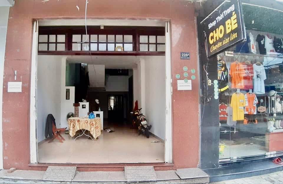 Cho thuê mặt bằng đẹp 48m² tại Phan Châu Trinh, Hải Châu - Vị trí đắc địa cho kinh doanh!
