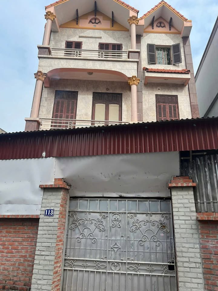 Bán nhà lô góc tại Yên Thường 156m² giá thỏa thuận - Kinh doanh sầm uất!