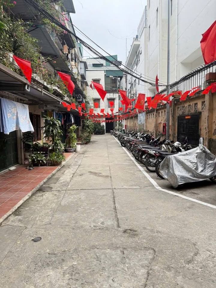 Căn hộ Quan Hoa - Cầu Giấy 100m² giá thỏa thuận - Full đồ ở ngay!