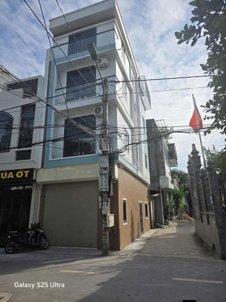 Nhà 4 tầng mới xây tại Ngõ 190 Trần Phú, Ninh Bình - Giá cả thương lượng hấp dẫn!