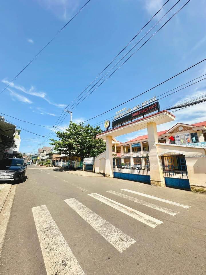 Đất nền phường Hoa Lư, Pleiku 150m² giá chỉ 2 tỷ - Vị trí đắc địa hiếm có!