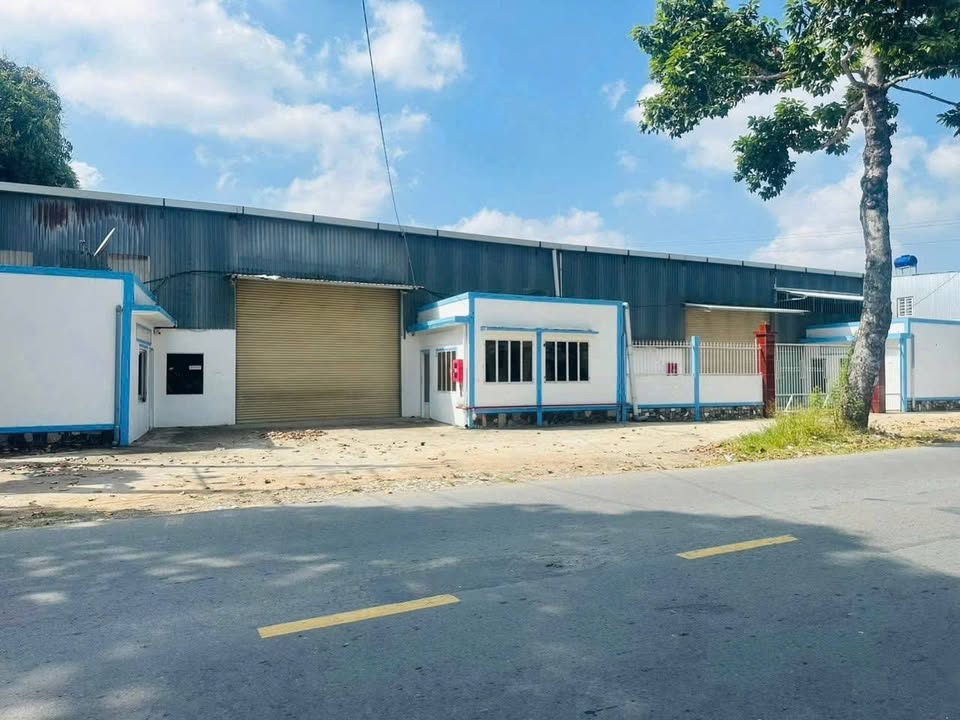 Nhà kho mặt tiền đường Nguyễn Thị Định, Vĩnh Long 598,5m² - Cơ hội đầu tư hấp dẫn!