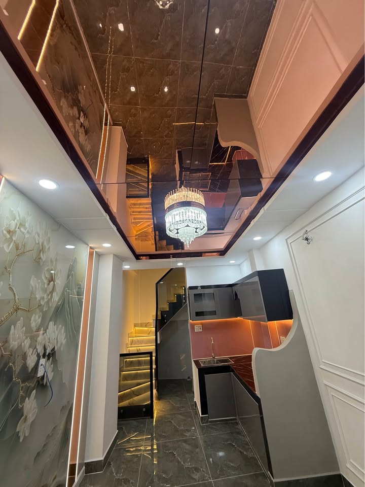 Nhà 3 tầng Đoàn Văn Bơ, Quận 4, 21m² giá 3.55 tỷ - Sẵn sàng vào ở ngay!