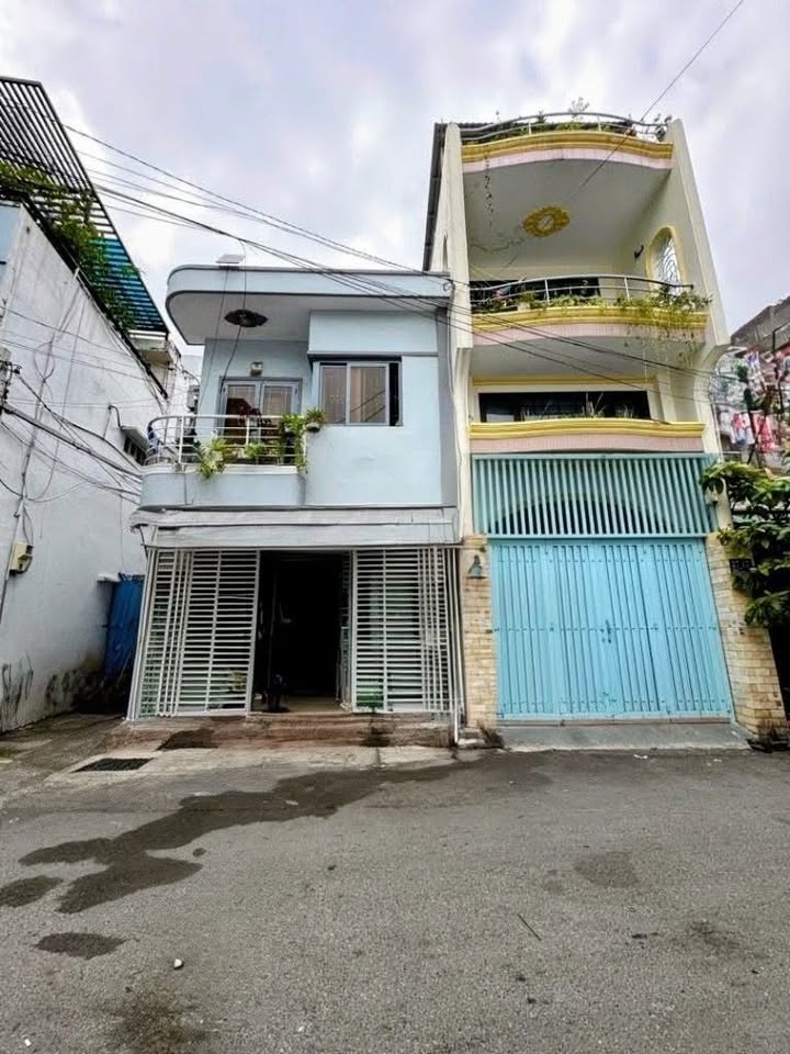 Nhà hẻm 8m Bùi Thế Mỹ, Tân Bình 42m² - Lô góc, giá thỏa thuận!