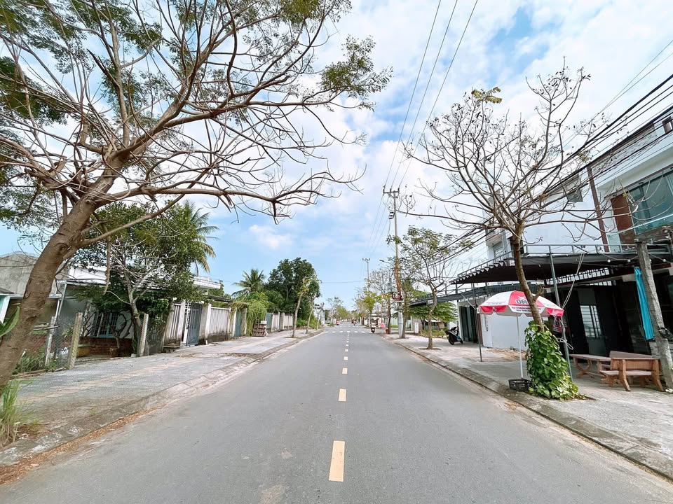 Đất biển Sơn Thủy Đà Nẵng 180m² giá 1 tỷ - Cơ hội đầu tư hấp dẫn!