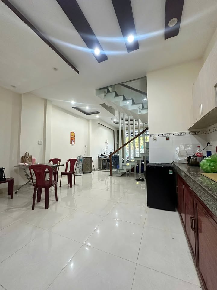 Nhà 2 tầng khu dân cư An Sơn, 77m² giá 2.1 tỷ - Chính chủ cần bán gấp!