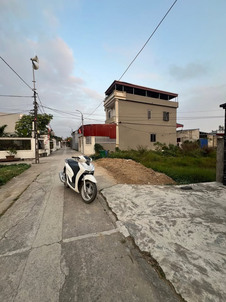 Đất nền lô góc 2 mặt tiền tại Tam Thanh 112m² giá 1.1 tỷ - Cơ hội đầu tư tuyệt vời!