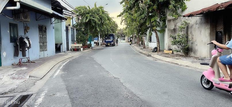 Nhà lô góc 2 mặt tiền xã Bà Điểm 288m² giá 14 tỷ - Đầu tư sinh lời ngay!