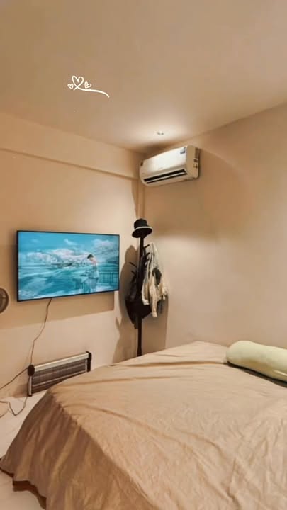 Căn hộ Tập Thể Bưu Điện Chùa Láng 33m² giá 4.5 tỷ - Full nội thất, ô tô đỗ cửa!