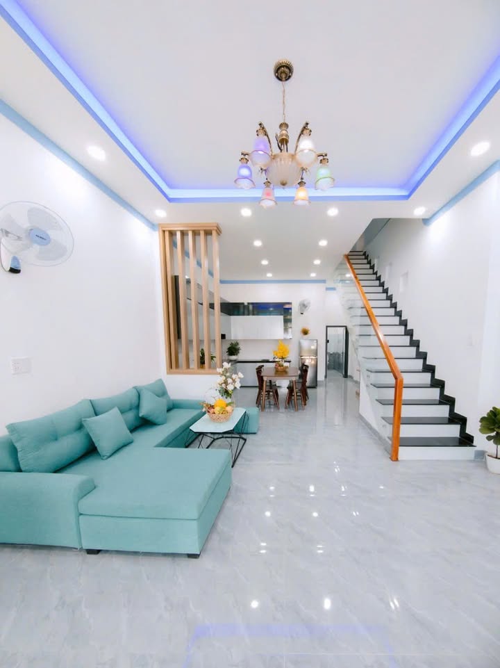 Nhà phố Mai Hắc Đế 95m² giá 4.05 tỷ - Sẵn sàng vào ở ngay!