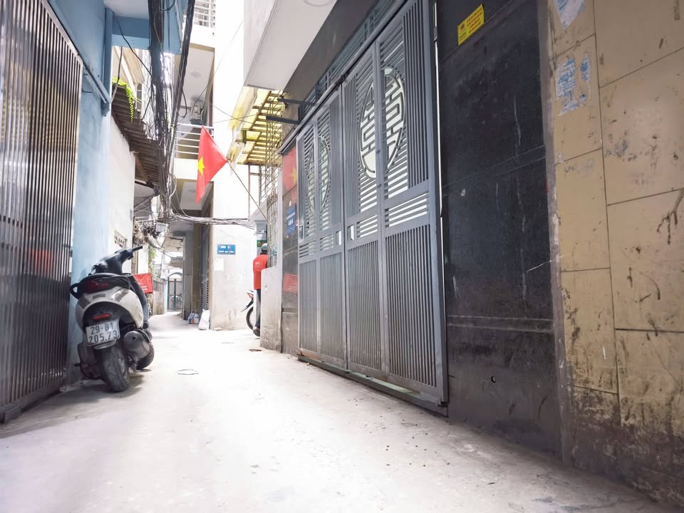 FrontHouse tại Ngõ An Sơn, Quận Hai Bà Trưng, 47m² giá 12.25 tỷ - Đầu tư sinh lời ngay!