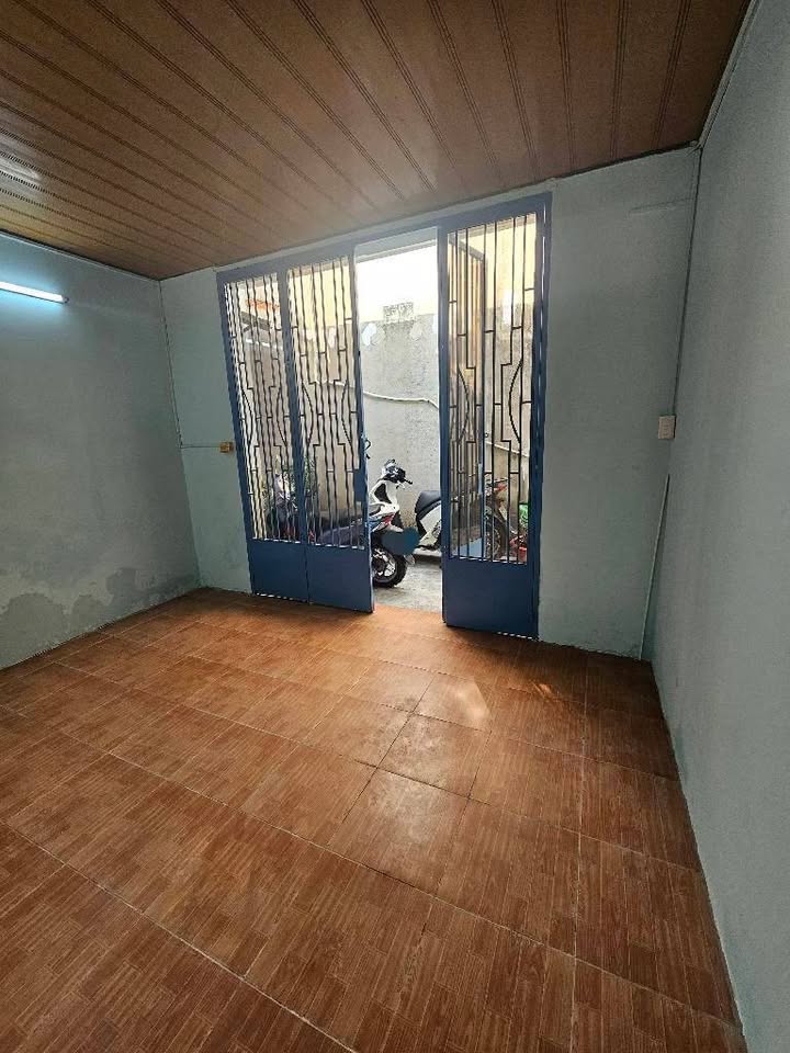 Nhà cấp 4 hẻm Trần Thanh Mại, Bình Tân 37m² giá 2.7 tỷ - Cơ hội hiếm có!