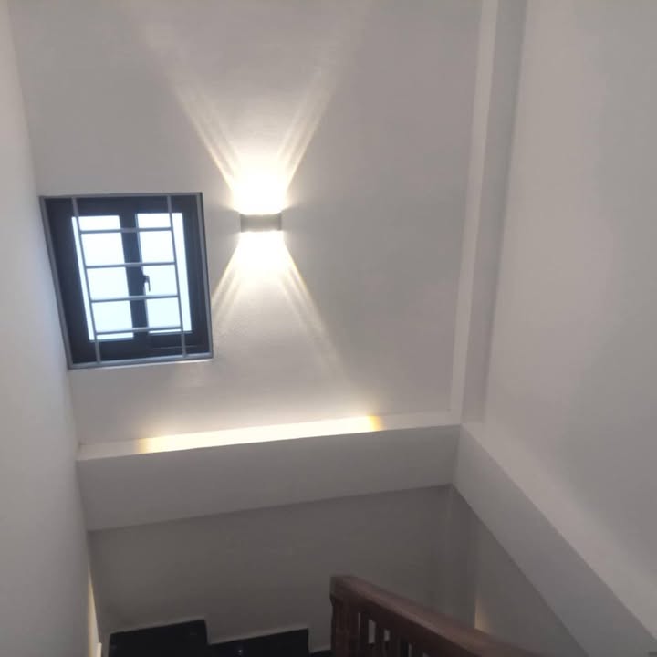 Nhà đẹp Ngọc Hồi 56m² giá 5 tỷ - Tiện ích ngập tràn, sân chơi rộng rãi!