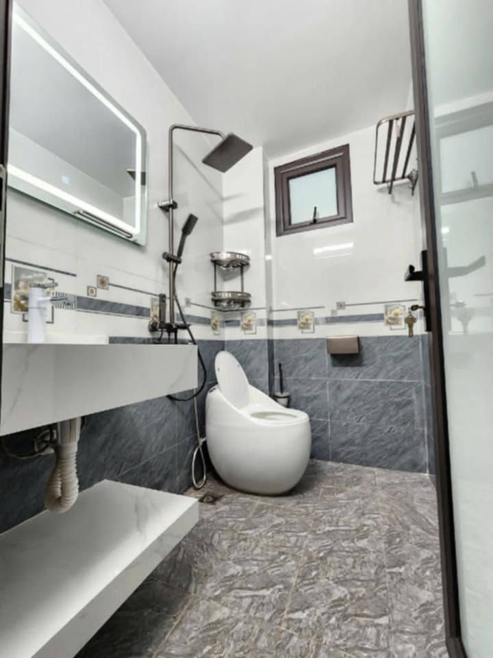 Nhà mặt phố Trần Thủ Độ, Hoàng Mai 60m² giá 12 tỷ - Kinh doanh đắc địa!