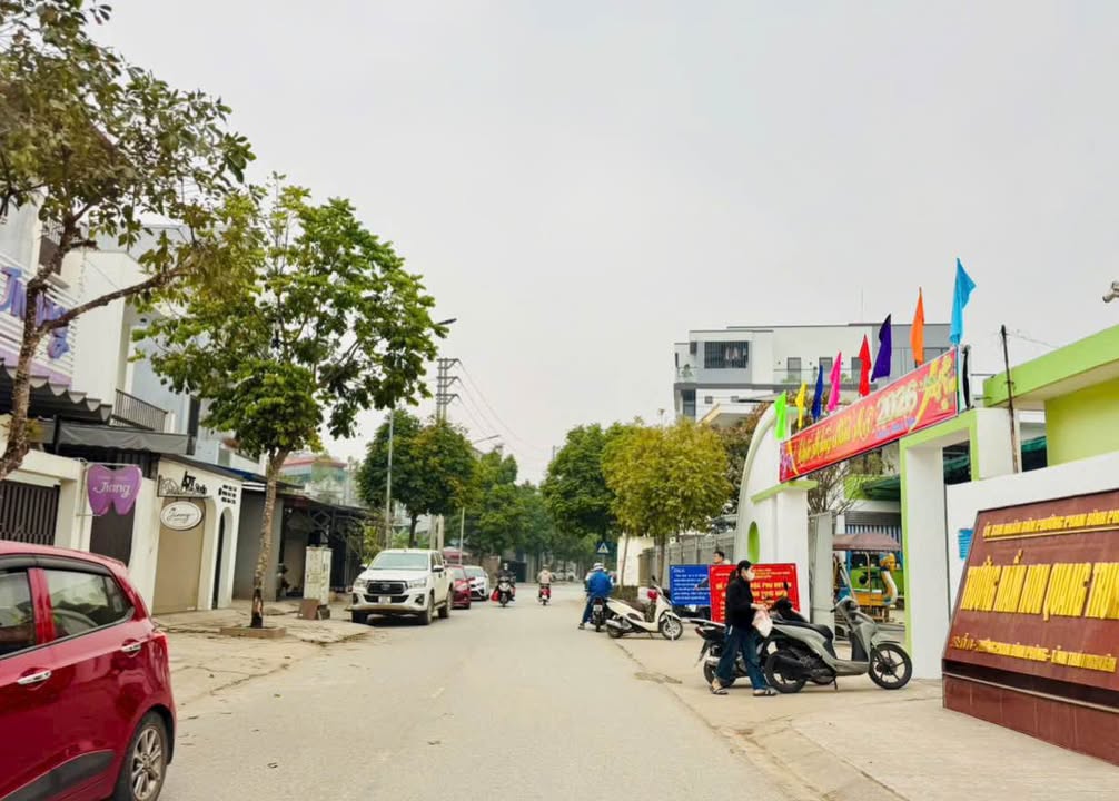 Nhà đẹp TĐC Việt Bắc 98m² giá 5 tỷ - Nội thất sang trọng, thương lượng