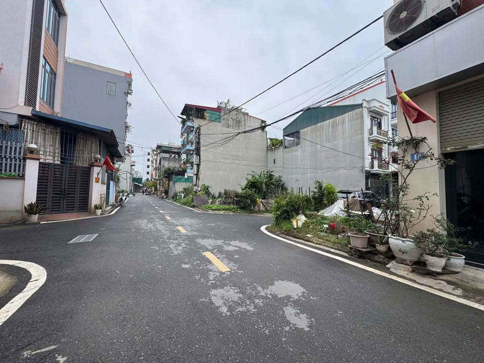 Đất đấu giá Ao Ngòi, Đức Thượng 60m² giá 6.6 tỷ - Đường ô tô tránh, vị trí vàng!