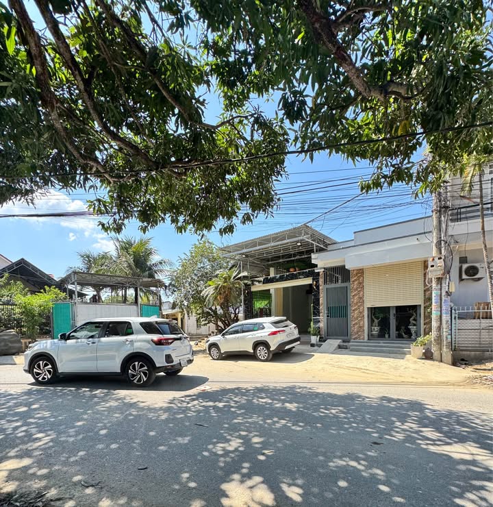 FrontHouse Thị Trấn Diên Khánh 85.6m² giá 2.499 tỷ - Sẵn sàng kinh doanh ngay!