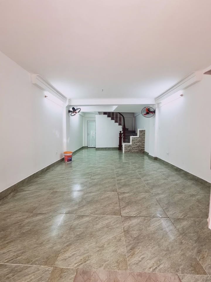 Nhà Kim Giang, Hoàng Mai 40m² giá 7 tỷ - Chính chủ bán gấp trước Tết!