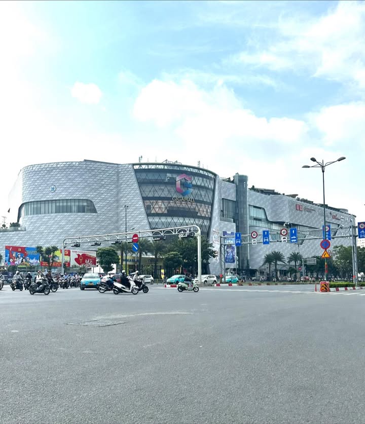 Nhà 2 tầng Hiệp Bình Chánh 150m² giá 6.7 tỷ - Dòng tiền ổn định 20 triệu/tháng!