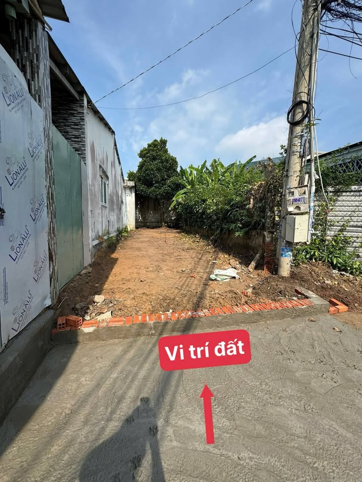 Nhà mặt tiền nhựa 5m khu 8 Phú Hòa, 100m² giá chỉ 2.85 tỷ - Sổ hồng chính chủ!