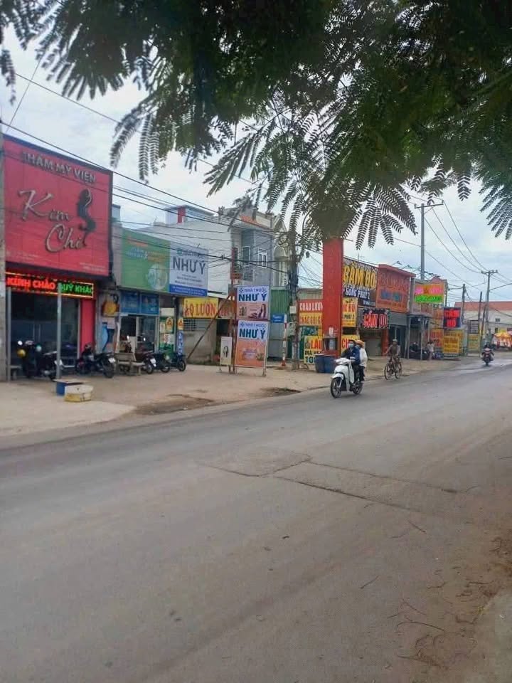 Bán gấp FrontHouse 350m² đường Liên Huyện, Dĩ An - Kinh doanh đắc địa!