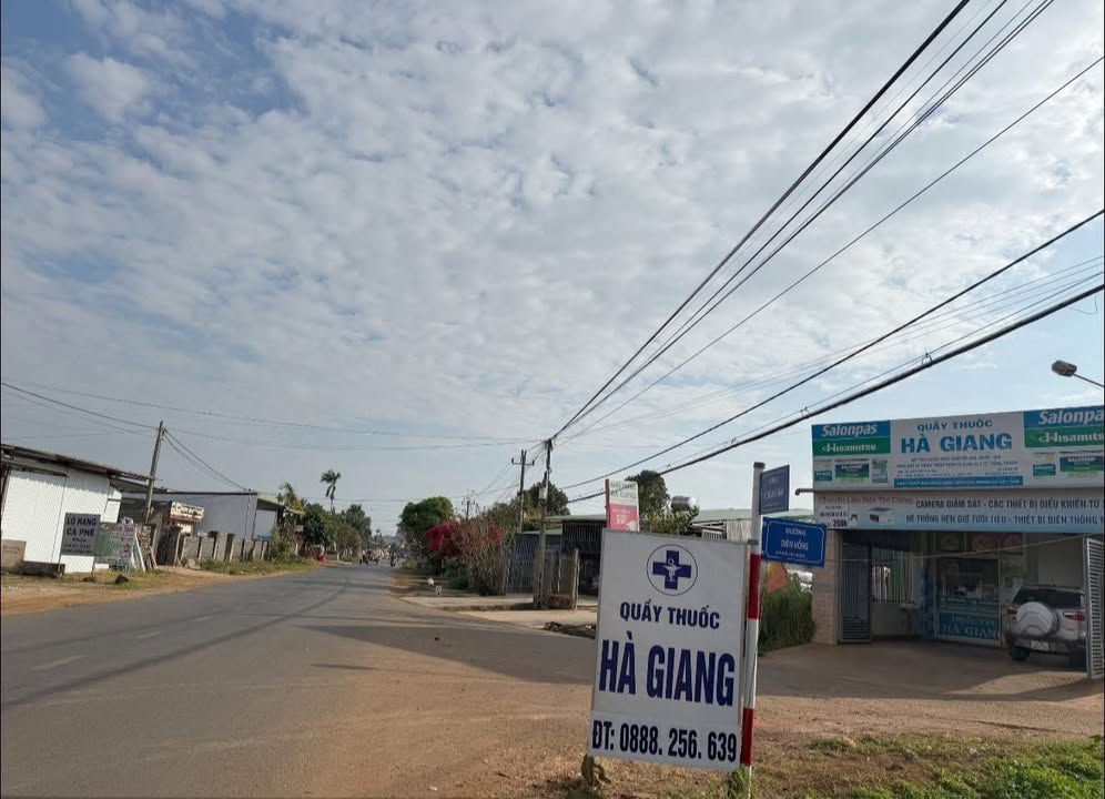 Đất nền mặt tiền Tỉnh lộ 8, xã Pơng Drang, 390m² giá 42.25 tỷ - Đầu tư sinh lời ngay!